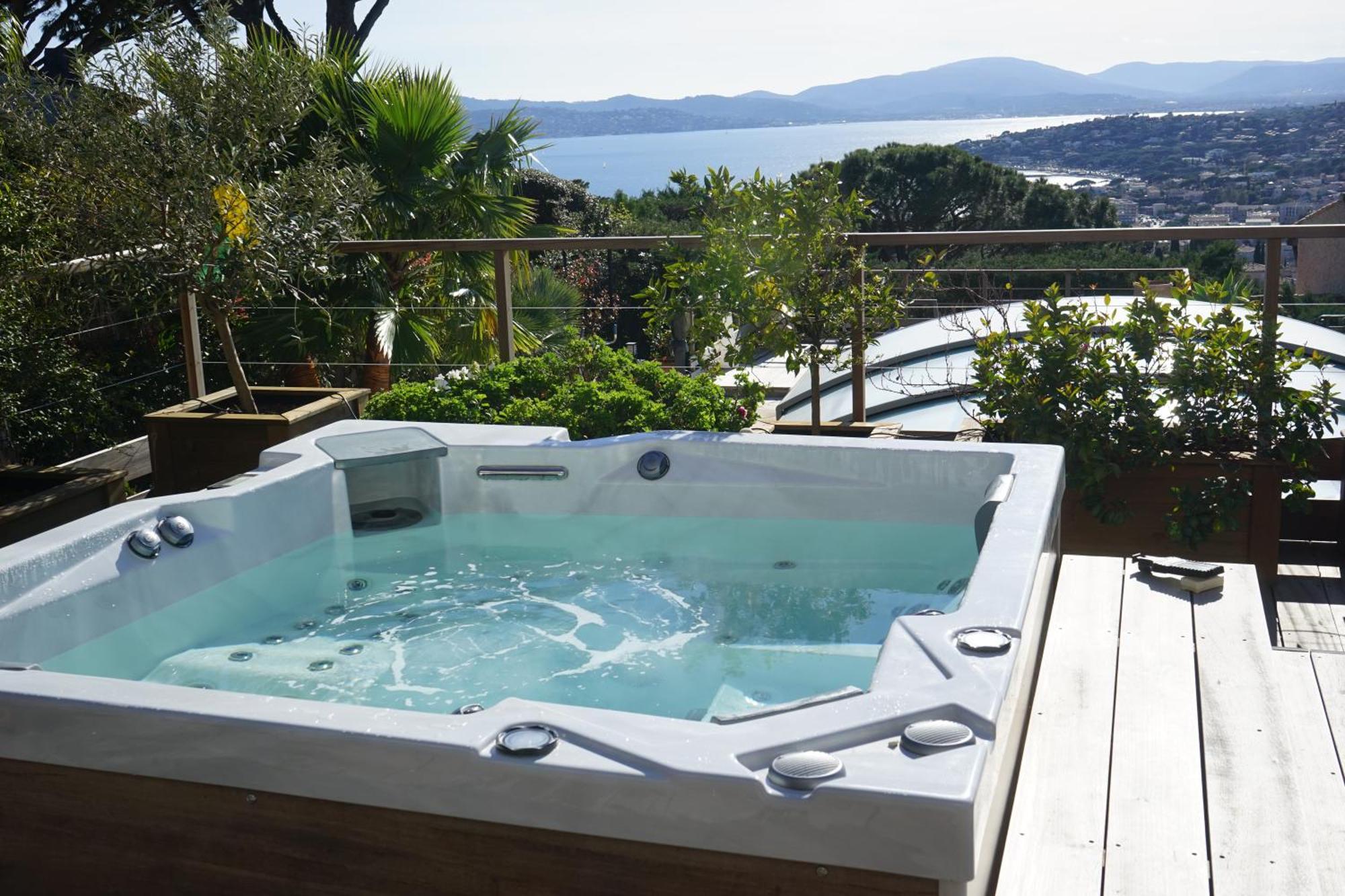 Villa Les Cades Sainte-Maxime Exterior photo